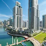 Lux The Marina View Suite 1